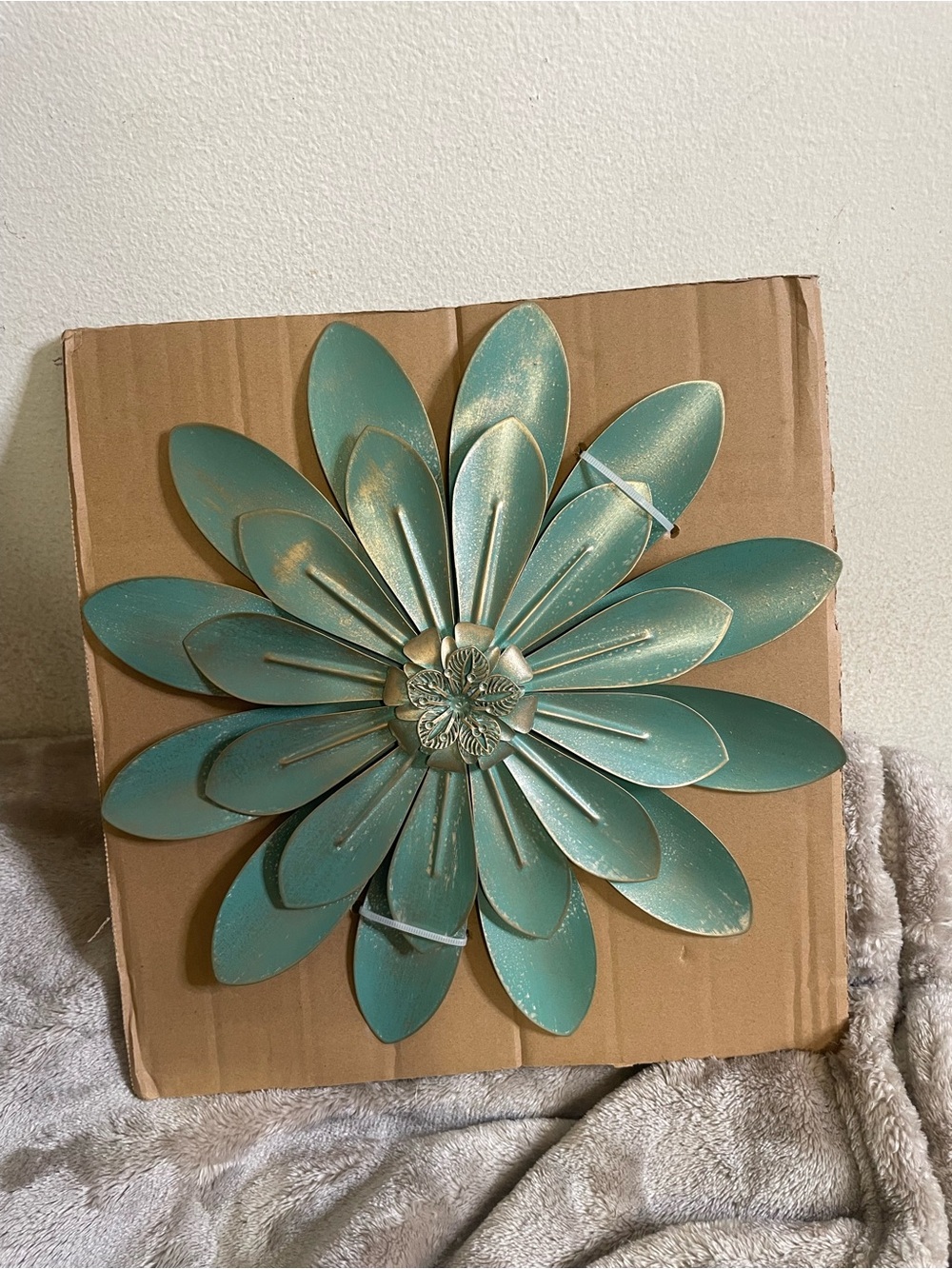 Wall hanging art